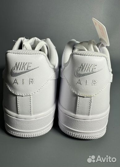 Кроссовки Nike AIR force 1 белые