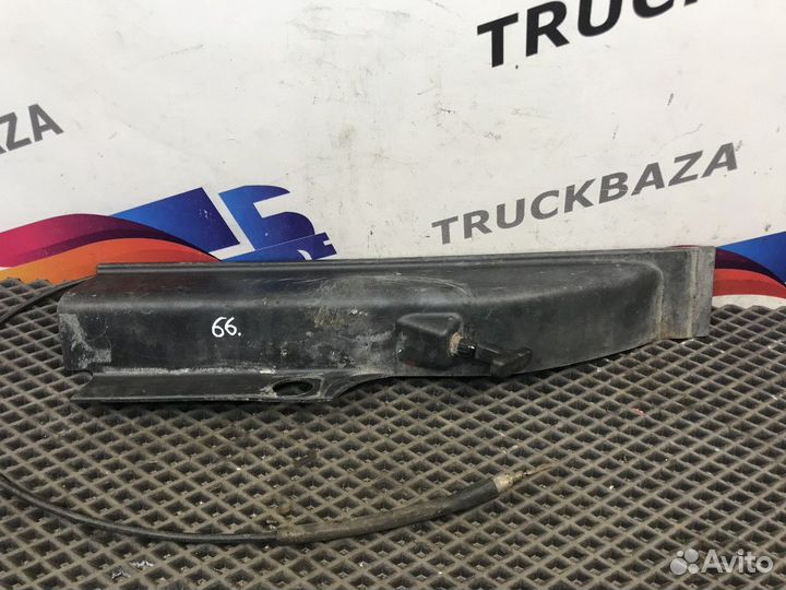 Накладка ручки бардачка правая Daf XF105