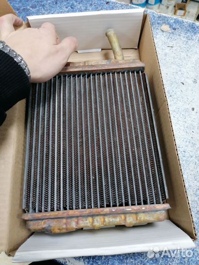 Медный радиатор отопителя Волга 3110
