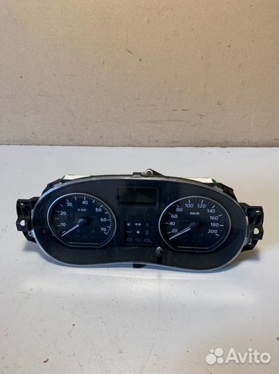 Щиток приборов Renault Sandero