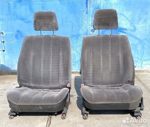 Мицубиси Галант Сиденья передние