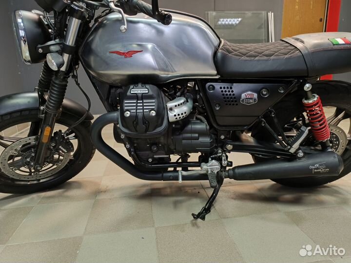 Moto guzzi v7 III stone S