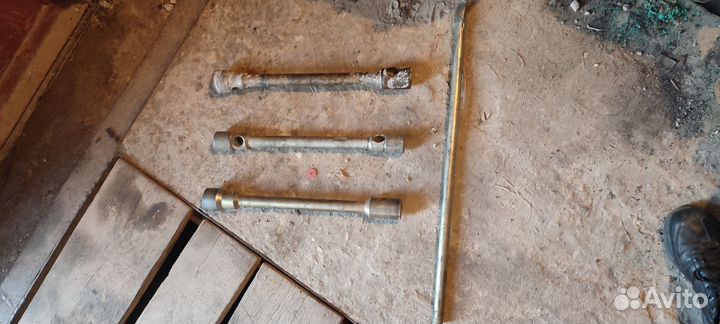 Балонный ключ