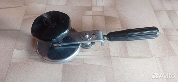 Машинка для закатки банок(ро)