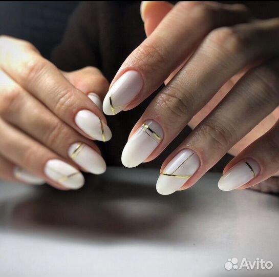 Маникюр и педикюр