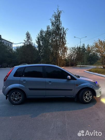 Ford Fiesta 1.4 AMT, 2006, 160 000 км