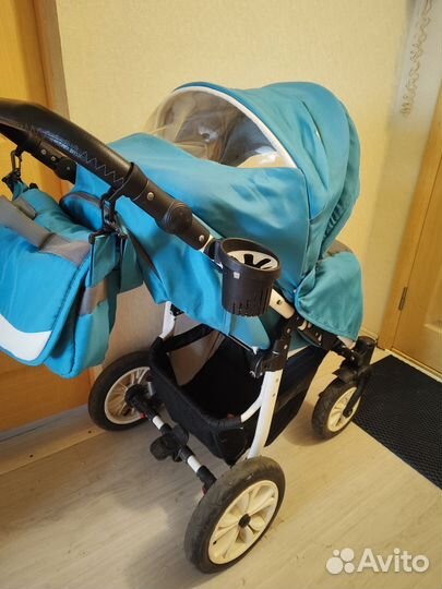 Прогулочная коляска+3 пакета