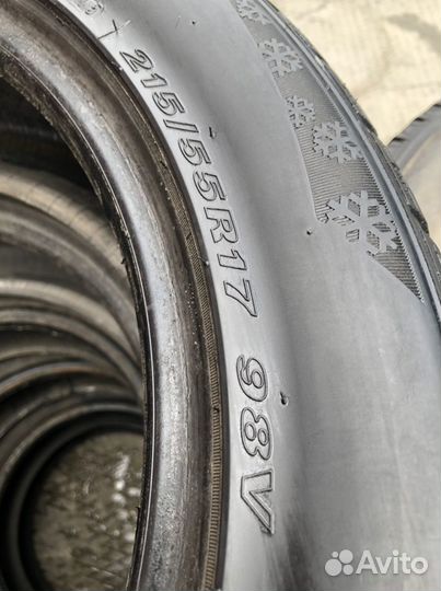 Roadstone Winguard Sport 215/55 R17