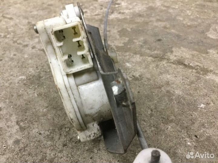 Активатор двери задней Mitsubishi Pajero K9 3.5L