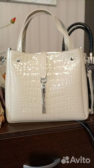 Сумка женская натуральная кожа на доставке