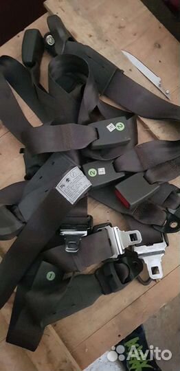 Комплект ремней безопасности