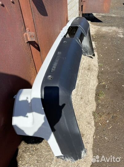 Задний бампер Discovery 4