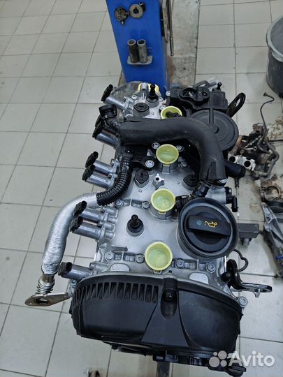 Новый оригинальный двигатель VAG CJK