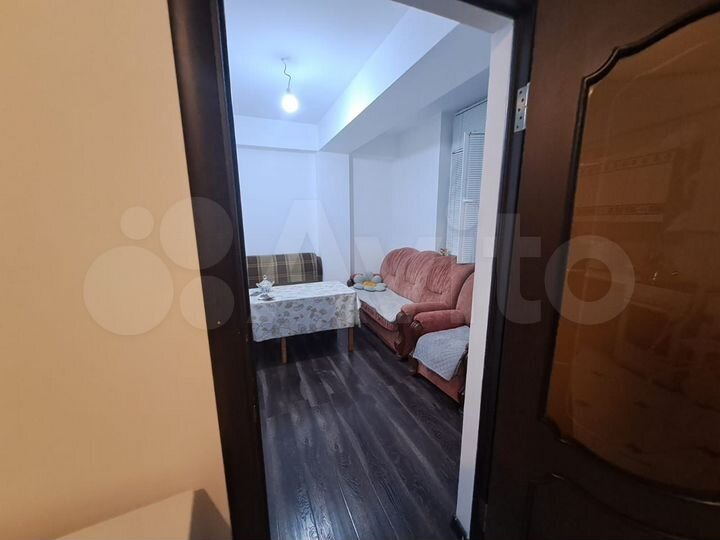 2-к. квартира, 47 м², 3/6 эт.