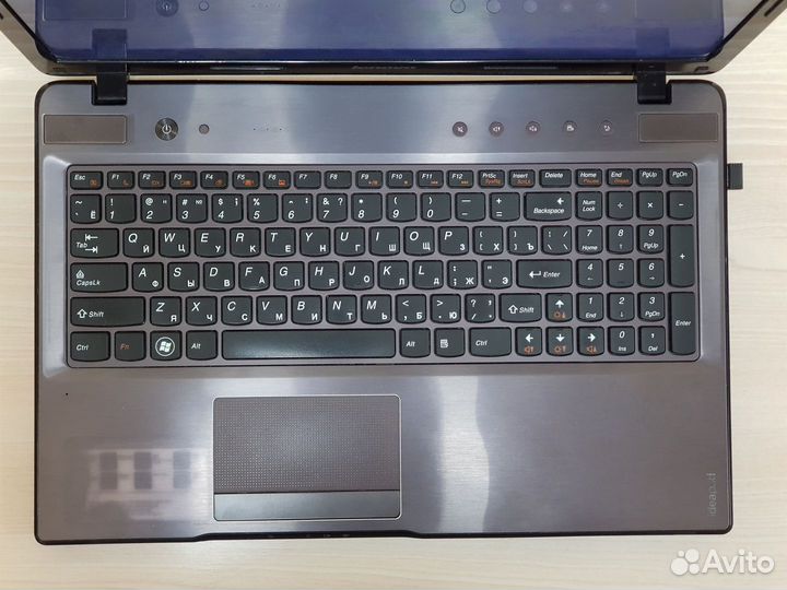 Ноутбук Lenovo на Core i5, DDR 8gb с Видюхой 2Гб