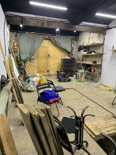 Гараж, > 30 м²