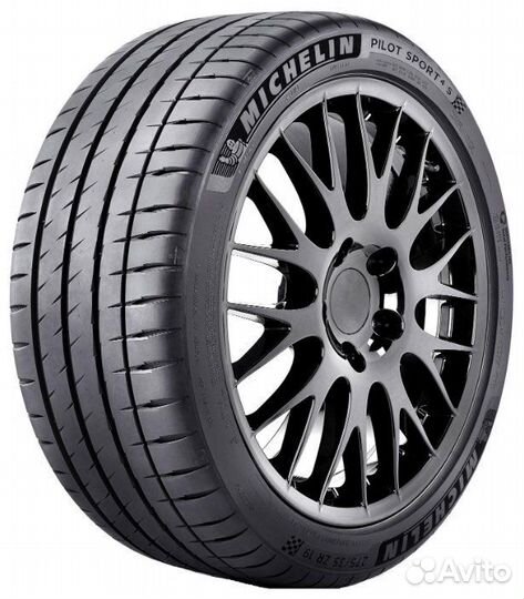 Michelin Pilot Sport 4 S 285/35 R22