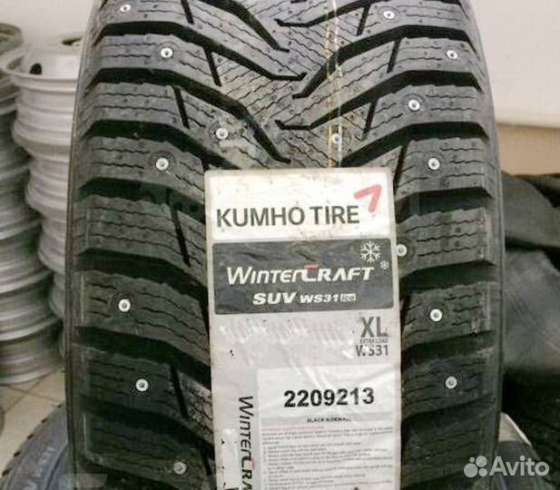 Kumho WinterCraft SUV Ice WS31 295/40 R21 111T