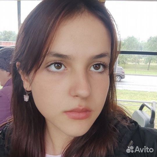 Промоутер, раздача листовок