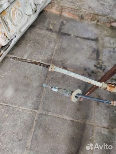 Трос ручного тормоза mitsubishi lancer 7