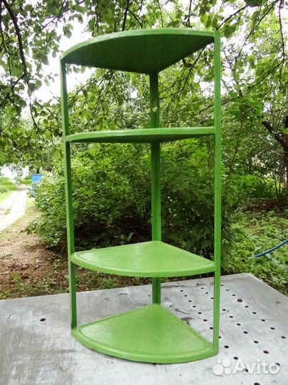 Полочка угловая