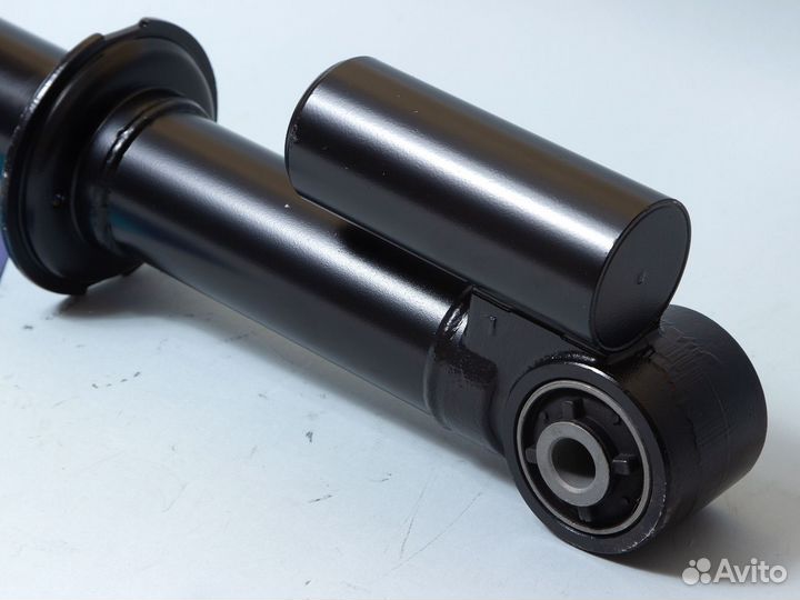 Задний амортизатор Range Rover Sport L320 с CVD