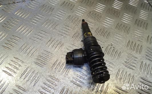 Форсунка дизельная skoda fabia 2 (9BN23AL01)