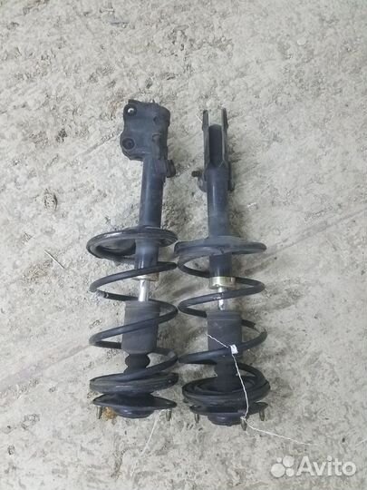 Стойка пара Мицубиси Кольт Colt Plus плюс перед