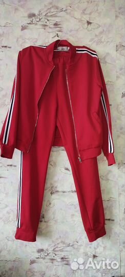 Спортивный костюм