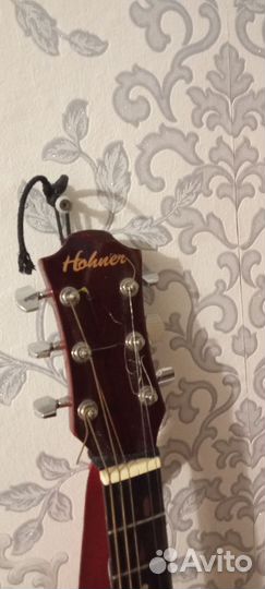Акустическая гитара