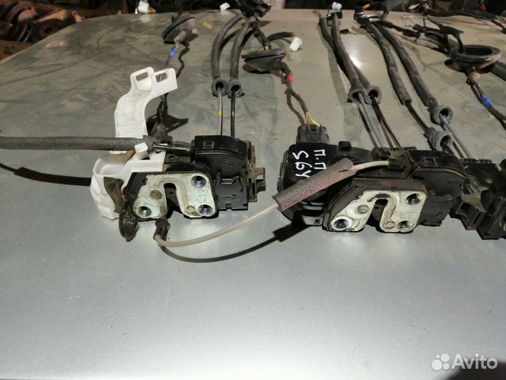 Замок двери Hyundai Sonata 6 YF