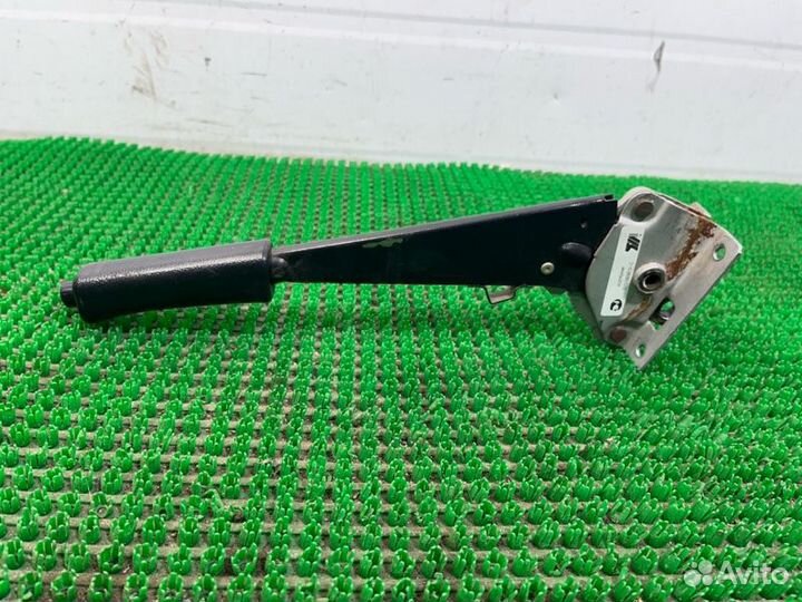 Рычаг стояночного тормоза Лада 2111 1 21124 2009