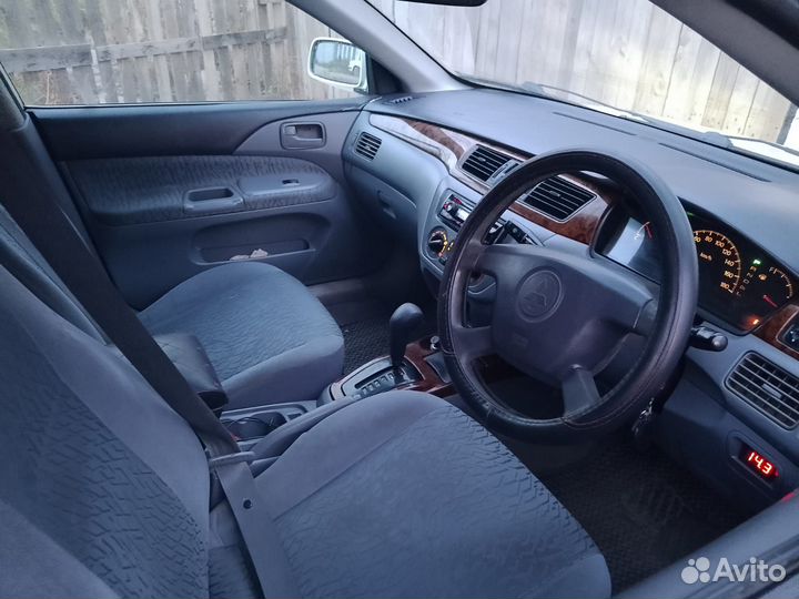 Mitsubishi Lancer Cedia, 2000