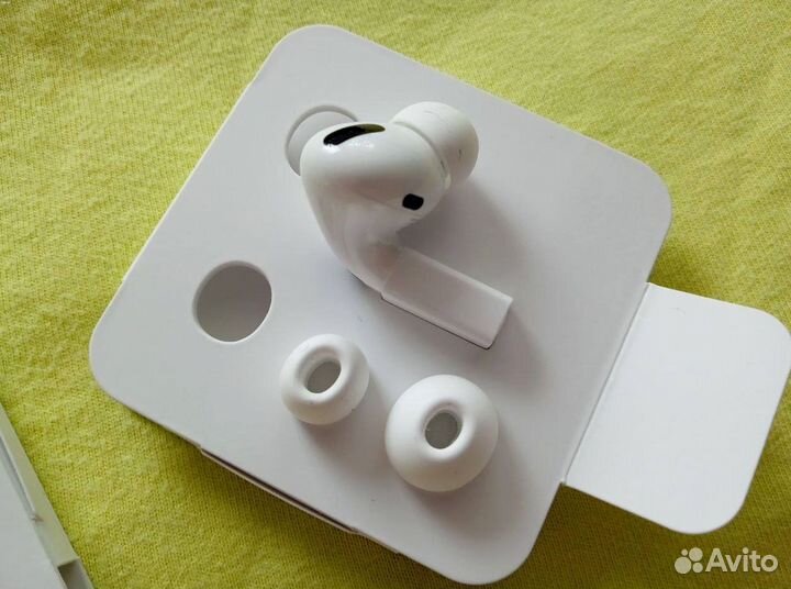 Airpods pro левый наушник новый