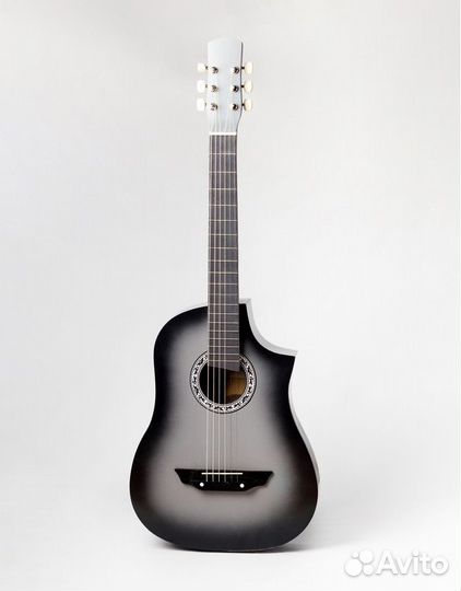 Акустическая гитара с вырезом