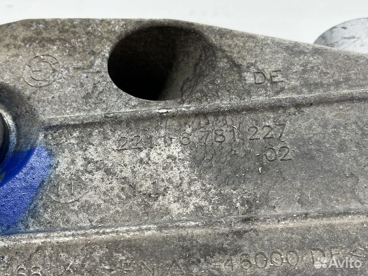 Кронштейн двигателя левый BMW F10 N57D30