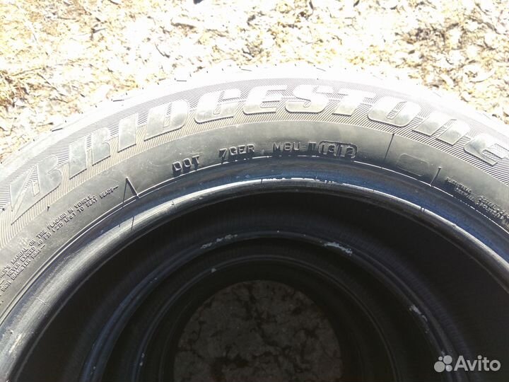 Bridgestone Dueler H/T 215/60 R17