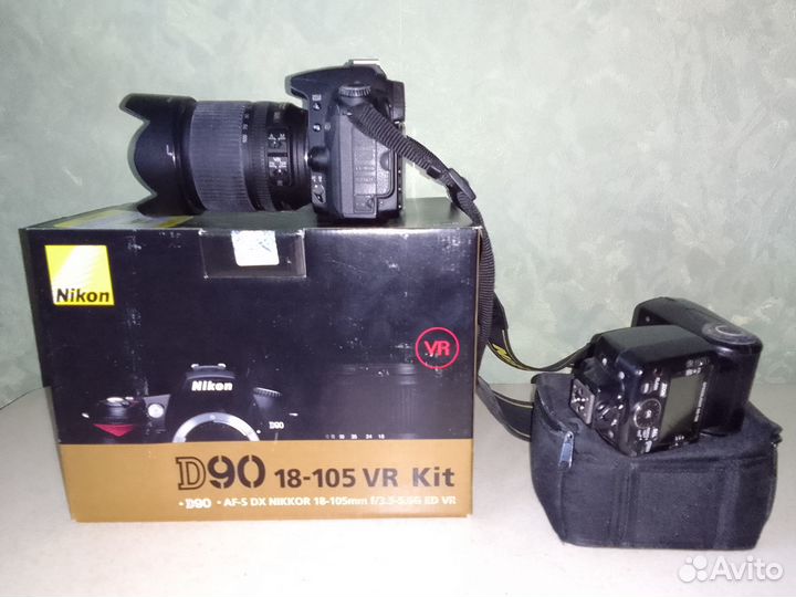 Зеркальный фотоаппарат