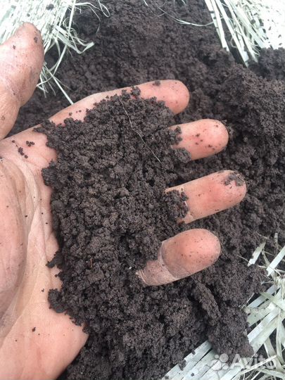 Перегной чернозём в мешках