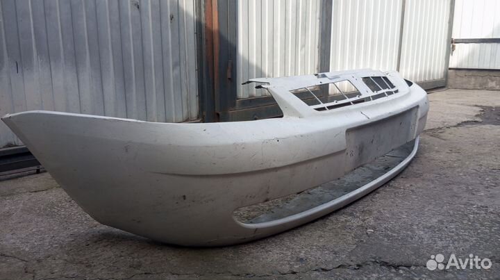 Передний бампер priora