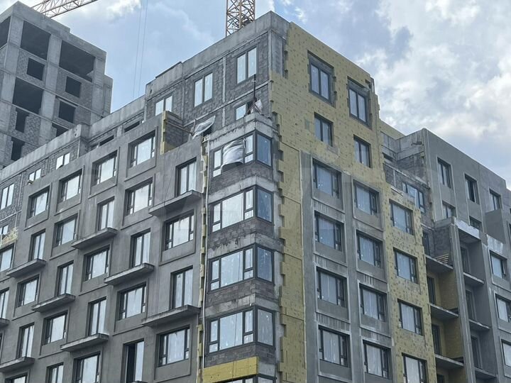 3-к. квартира, 79 м², 4/9 эт.
