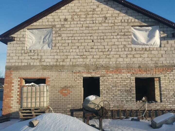 Дом 140 м² на участке 5 сот.