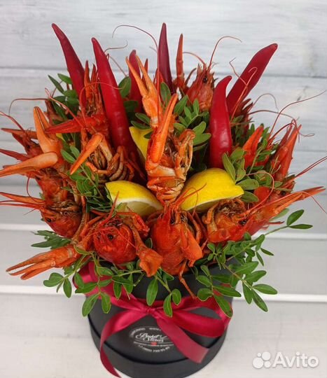 Букеты из раков и морепродуктов