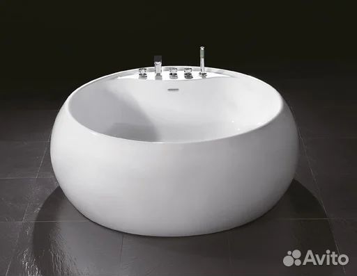 Акриловая ванна BelBagno 155х155 BB30-1550