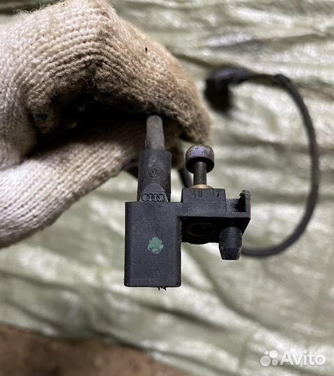 Датчик коленвала Skoda Fabia 2001 1.4 AUB