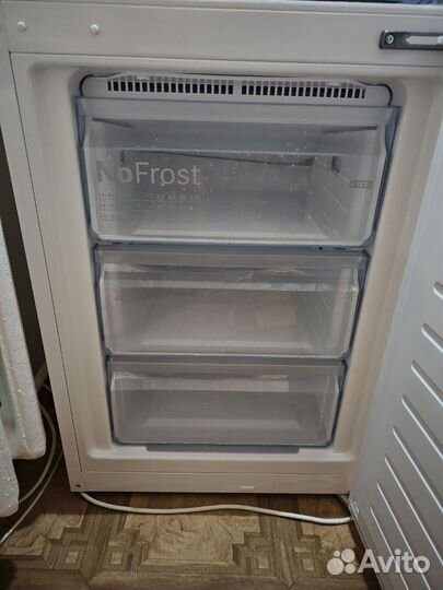Холодильник Bosch NoFrost 203см