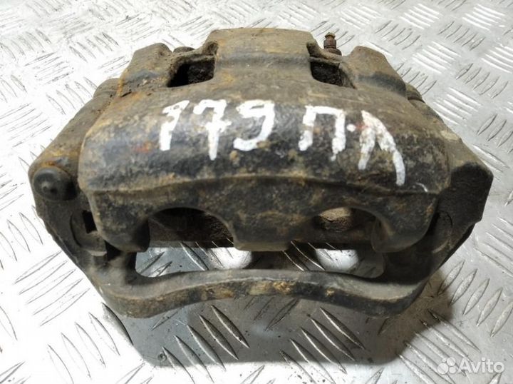 Суппорт передний левый Mazda Cx7 2007-2012