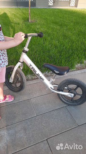 Беговел triumf active