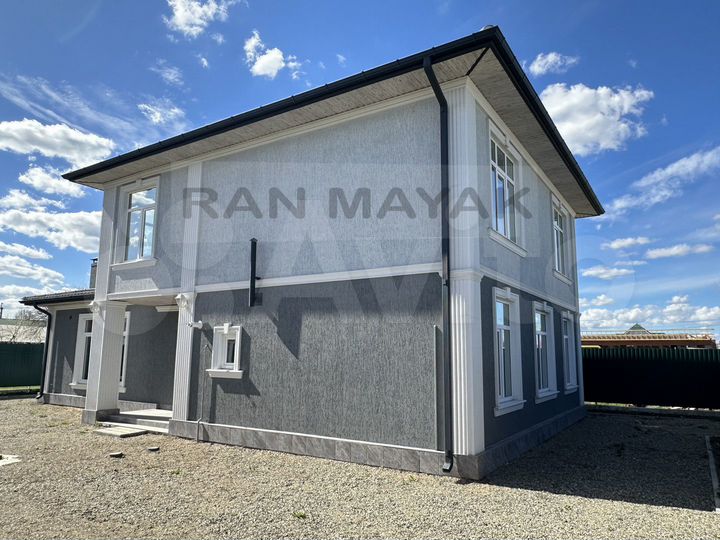 Дом 170 м² на участке 6 сот.