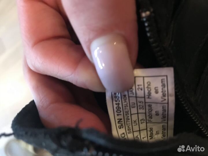 Ботинки на девочку Ugg